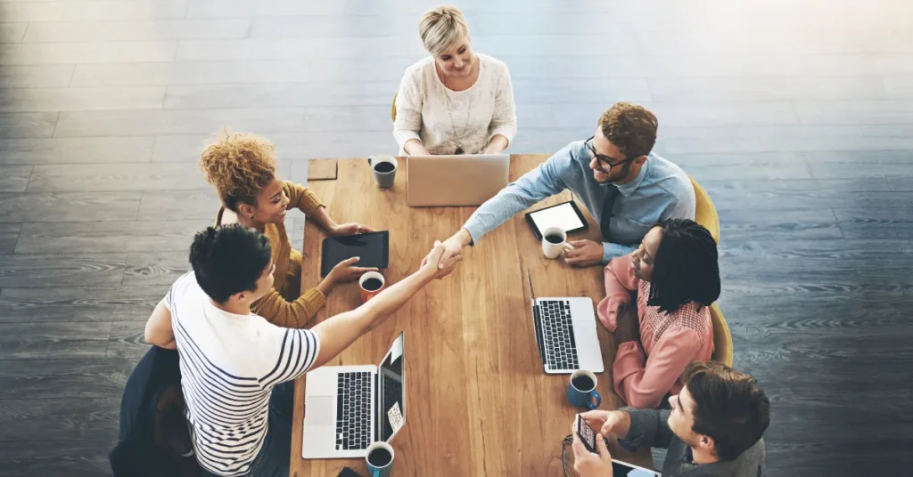 The Co-Host Market on Airbnb: Opportunities with 10XBNB